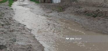 Gəncəyə yağan yağış ciddi fəsadlar törədib