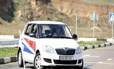 Gürcüstanda sürücülük vəsiqələrinin qanunsuz verildiyi aşkarlanıb