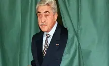 Əlcəzairin sabiq prezidenti Əl-Yəmin Zərval vəfat edib