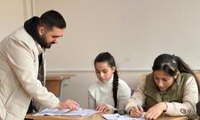 “Şagirdlərin Maliyyə Mühəndisliyi” qrant layihəsi çərçivəsində keçirilən təlimlər uğurla davam edir