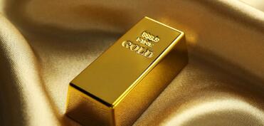 Qızılın qiyməti 4 700 dolları ötüb