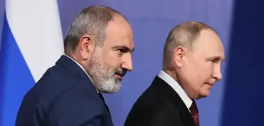 Putin Paşinyanı Ermənistanın eyni vaxtda Aİ və Aİİ-nin üzvü ola bilməyəcəyi barədə xəbərdar edib