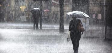 Volqoqradda güclü yağış və dolu şəhəri iflic edib