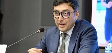 Fərid Qayıbov beynəlxalq yarışlarda yüksək nəticələr əldə etmiş idmançılarla görüşdü