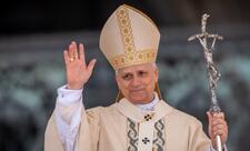 Roma Papası XIV Lev İsrail prezidentini münaqişəni dayandırmağa çağırıb