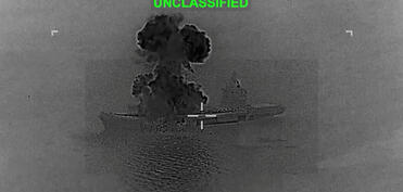 İran ballistik raketlərlə ABŞ gəmilərini vurduğunu iddia edir