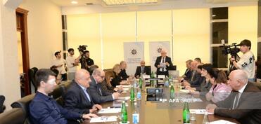 Mina təhlükəsinə qarşı birgə fəaliyyət mövzusunda ictimai müzakirə keçirilib - FOTO