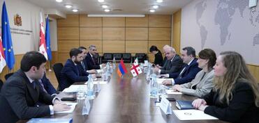 Tbilisi və İrəvan siyasi məsləhətləşmələr aparıb, regional proseslər müzakirə olunub