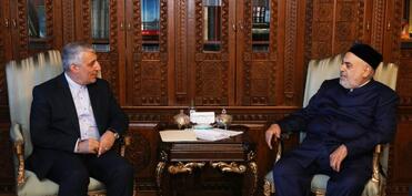 Şeyxülislam Allahşükür Paşazadə Müctəba Dəmirçilunu qəbul edib