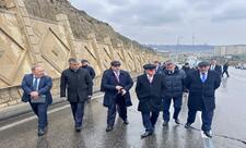 Kəmaləddin Heydərov Bibiheybət yolunda yaranmış sürüşmə təhlükəsi ilə əlaqədar ərazidə olub - VİDEO