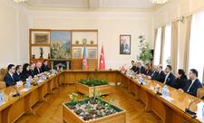 Konstitusiya Məhkəməsində Türkiyə Ali Məhkəməsinin Baş prokuroru ilə görüş keçirilib