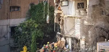 İran Hayfanı raketlərlə hədəf alıb, 2 nəfər ölüb