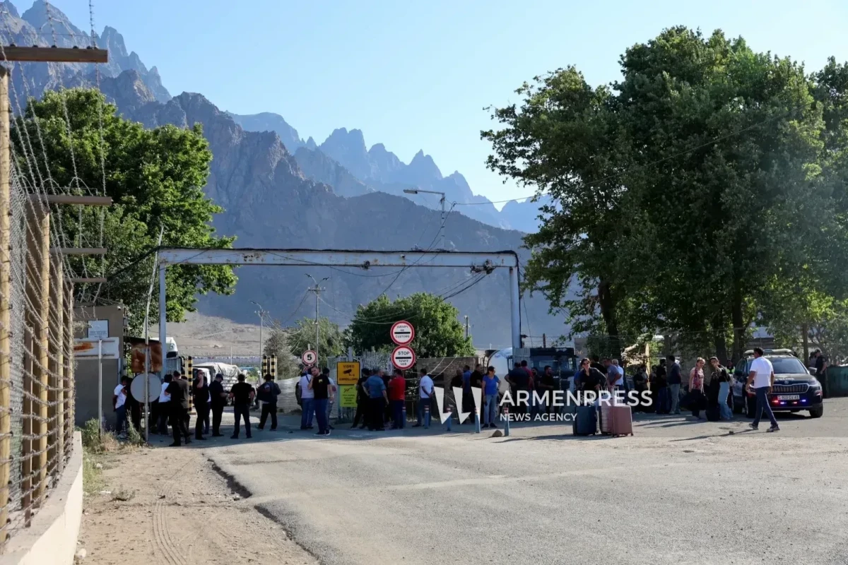 Rusiya İrandakı Buşehr AES-dən daha 175 vətəndaşını Ermənistan vasitəsilə təxliyə edib