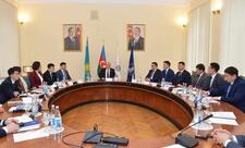 Baş katib Azər Allahverənov qazaxıstanlı dövlət qulluqçuları üçün təlim keçirib