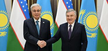 Buxarada Özbəkistan və Qazaxıstan prezidentlərinin görüşü keçirilib