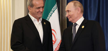 Putin və Pezeşqian İslamabad danışıqlarını müzakirə ediblər