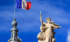 Fransa Hörmüz boğazı problemini həll etməyə hazır olduğunu bəyan edib