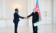 Prezident İlham Əliyev Somalinin yeni səfirini qəbul edib - YENİLƏNİB
