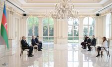 Prezident İlham Əliyev Kolumbiyanın yeni səfirini qəbul edib