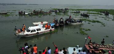Banqladeş yaxınlığında gəmi qəzası nəticəsində azı 250 nəfər itkin düşüb