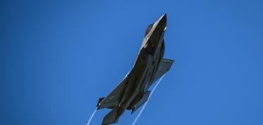 Finlandiya HHQ F-35 qırıcısı ilə ilk uçuşunu həyata keçirib