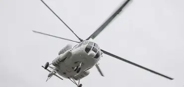 İndoneziyada göyərtəsində səkkiz nəfər olan helikopter yoxa çıxıb