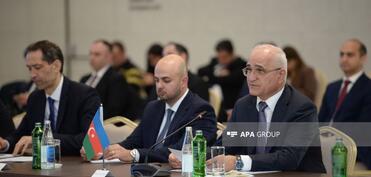 Baş nazirin müavini Rusiya şirkətlərini azad edilmiş ərazilərdəki layihələrdə daha fəal iştiraka çağırıb