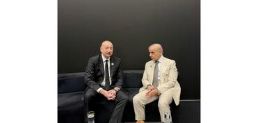 Prezident İlham Əliyev Pakistan Baş naziri ilə görüşüb