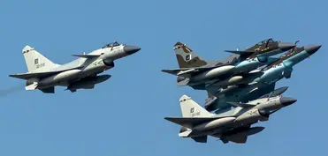 Uğursuz danışıqlardan sonra gərginlik: Pakistan təyyarələri İran səmasında