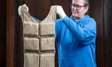 “Titanik” sərnişininin xilasedici jileti 715 min dollara satılıb