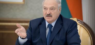 Lukaşenko: "ABŞ Venesuela məsələsində geri çəkilməlidir"