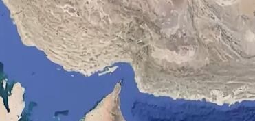 Hörmüz boğazında gəmilərin hərəkəti dayanıb