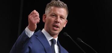 Mən şantaj etməyi məsləhət görmürəm