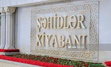 Latviya Prezidenti Şəhidlər xiyabanını ziyarət edib