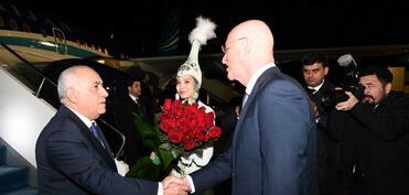 Əli Əsədov Qazaxıstana səfər edib