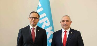 TÜRKPA-nın Baş Katibi Ramil Həsən deputat Azər Allahverənovla görüşüb