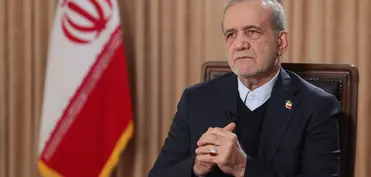 Pezeşkiyan: "Təhdid və blokada real danışıqların qarşısında maneədir"