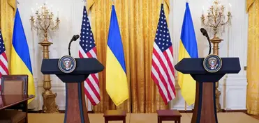 Dotcom: Zelenski ABŞ-ın maraqlarına zidd hərəkət etməyə başlayıb