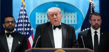 Tramp: Çox güman ki, atəş açan şəxs təkbaşına hərəkət edib