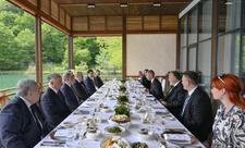 Qəbələdə Prezident İlham Əliyevin adından Çexiyanın Baş nazirinin şərəfinə rəsmi lanç verilib