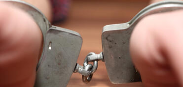 Litvada 8 ölkənin 13 vətəndaşına qarşı terrorçuluq ittihamı irəli sürülüb