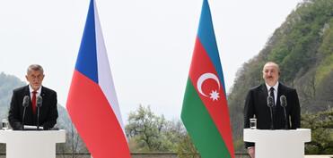 Çexiyanın Baş naziri: Milli enerji operatorumuz Azərbaycandan təbii qaz almaq niyyətindədir