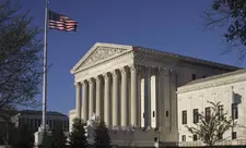 Trampa sui-qəsd cəhdində ittiham olunan şəxs ömürlük azadlıqdan məhrum edilə bilər