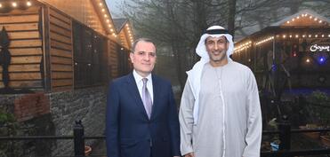 Ceyhun Bayramov BƏƏ dövlət naziri ilə görüşüb