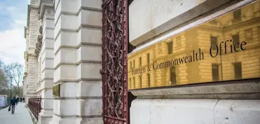 Britaniya rusiyalı diplomatın akkreditasiyasını ləğv edib