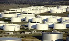 ABŞ-ın kommersiya neft ehtiyatları 460 milyon bareldən aşağı enib