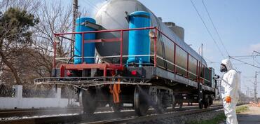 Dəmir yolu zolaqlarında alaq otlarına qarşı mübarizə aparılır