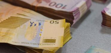 Bankların biznes kredit portfeli 16,2 mlrd. manata yüksəlib
