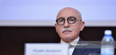 Nazir müavini: Məktəblərin 63 faizinin internetə qoşulmaq imkanı var, 6 şagirdə 1 kompüter düşür