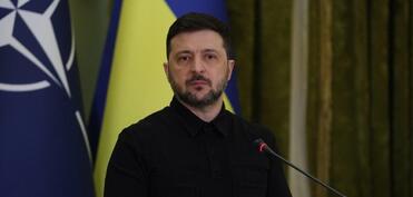 Zelenski: Ukrayna mayın 6-dan etibarən “sükut rejimi” elan edir